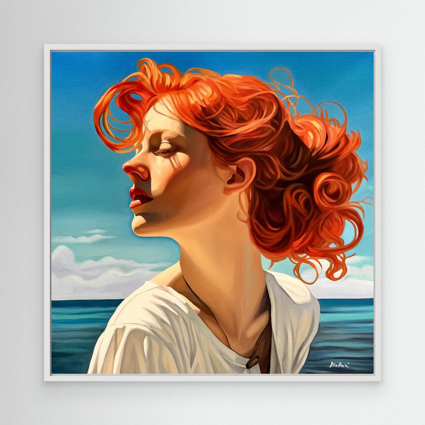 Belle fille à la plage