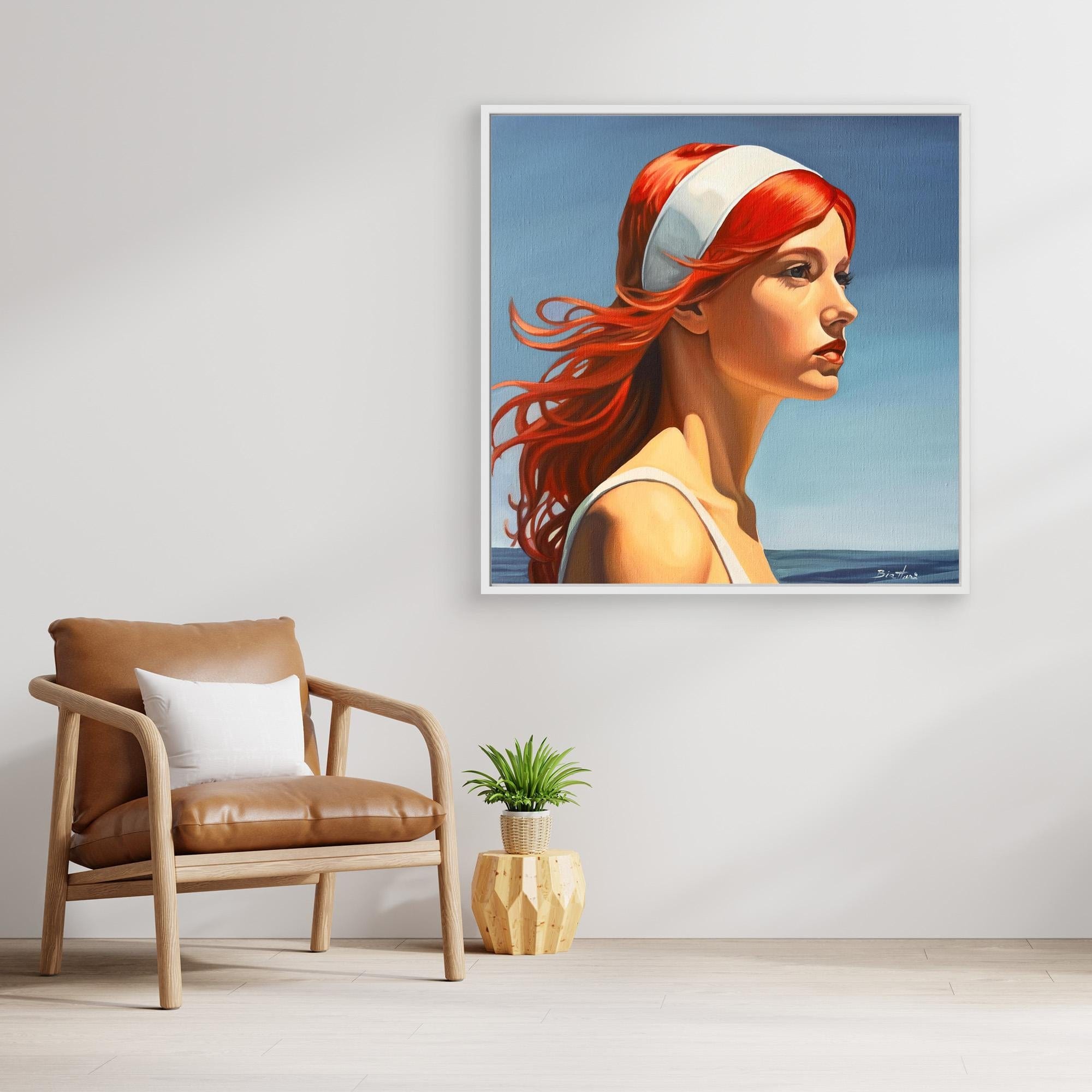 Belle rousse à la plage