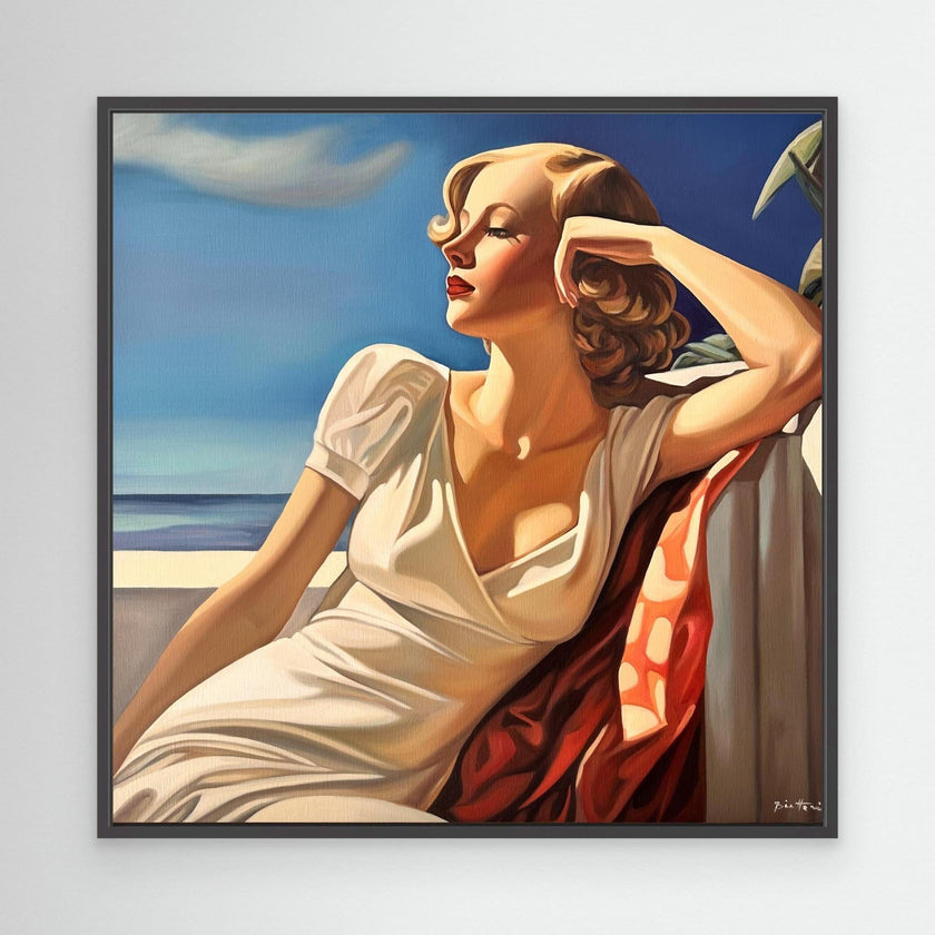 Belle fille sur la terrasse