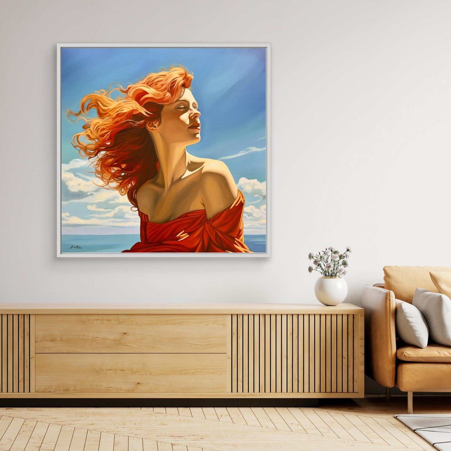 Rousse avec robe rouge
